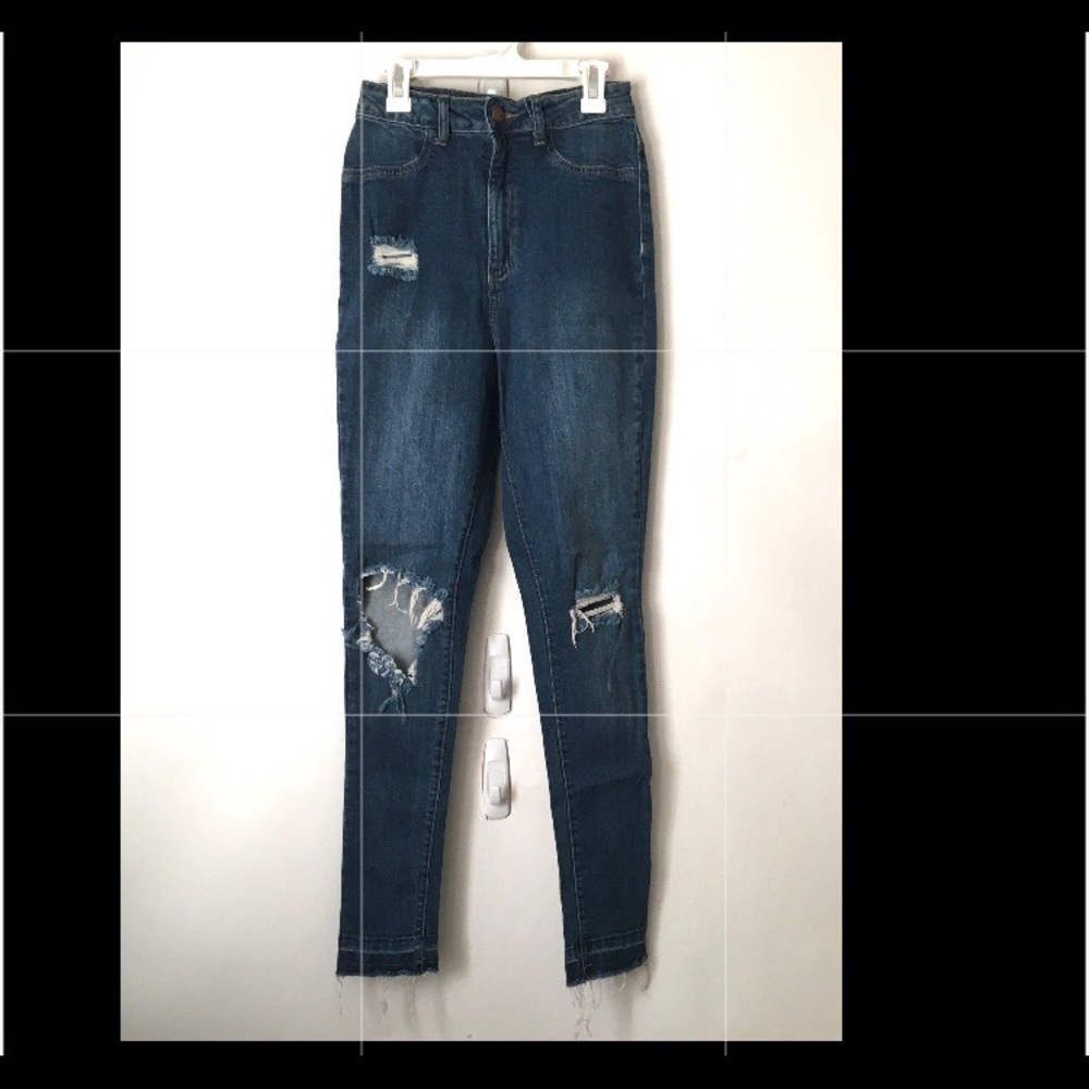 AP Blue Aphrodite Womens Destroyed Jeans Sz 9/29